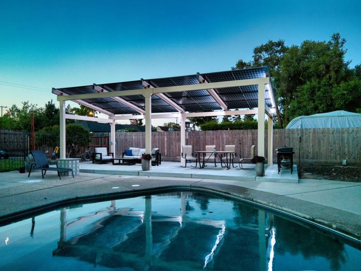 Infinity rack next to swimming pool